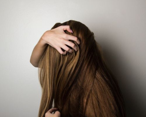 Łysienie androgenowe - Jak zahamować ten problem i powstrzymać utratę włosów?